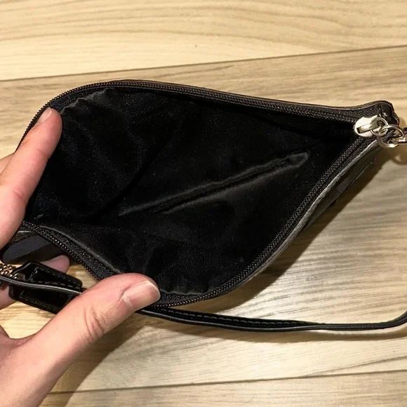 LIKE NEW Coach Vintage Signature Monogram Floral Appliqué Wristlet Clutch - Picture 5 of 5